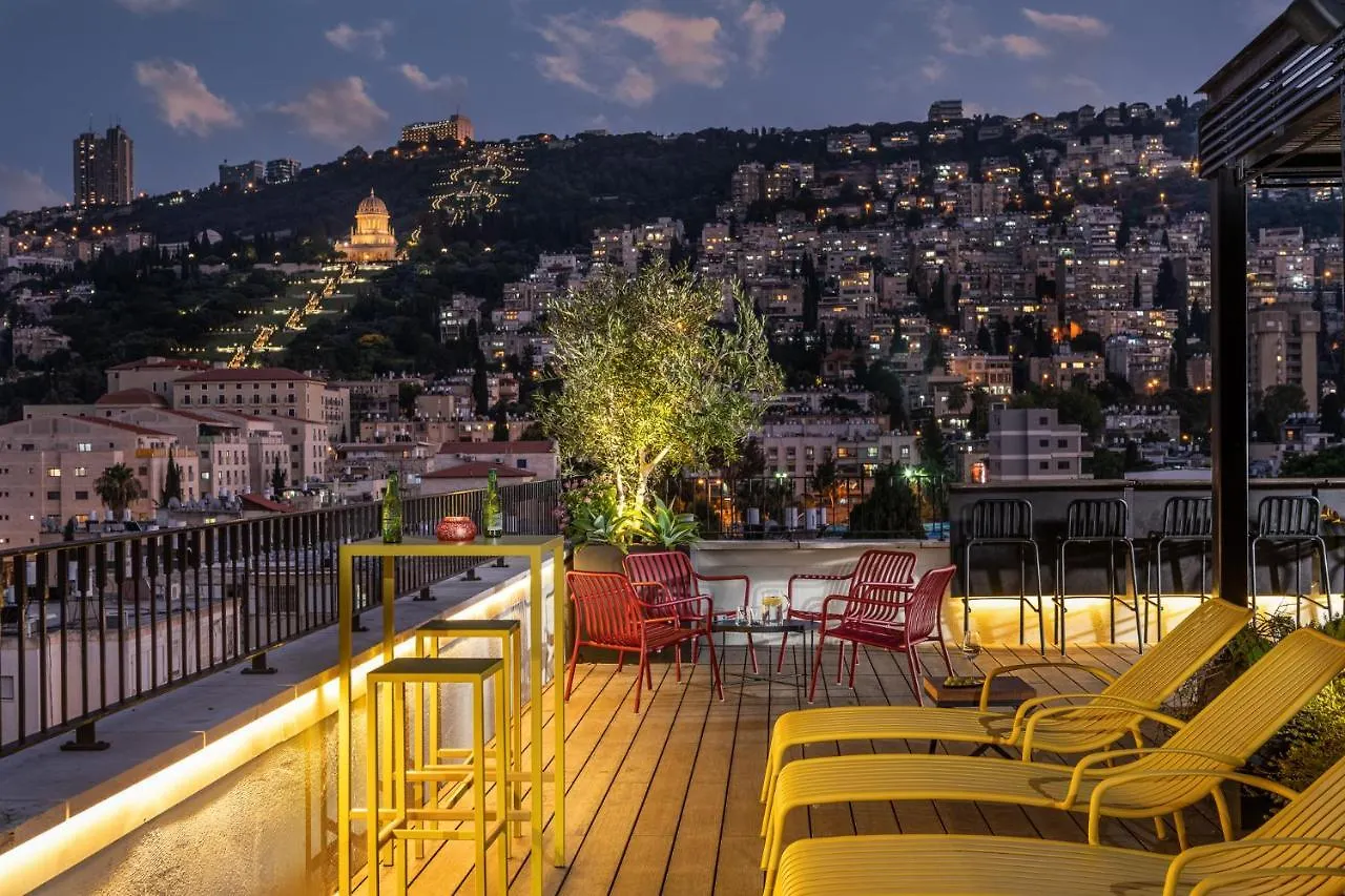 ***  Schumacher Hotel Haifa Israel